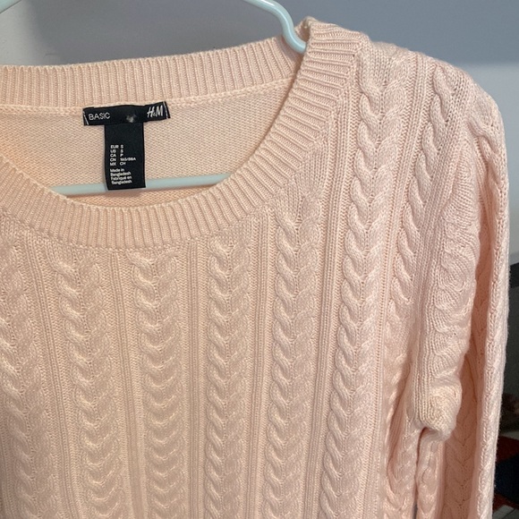 H&M pink knit sweater - Picture 3 of 9